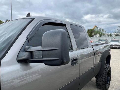Used 2007 Chevrolet Silverado 2500 LT w/ Heavy-Duty Power Package AWD/4WD image 28