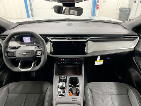 New 2026 Jeep Cherokee Laredo AWD/4WD image 10