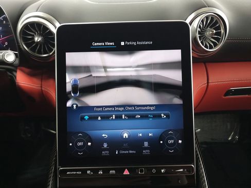 Used 2023 Mercedes-Benz SL 63 AMG 4MATIC w/ Driver Assistance Package image 24