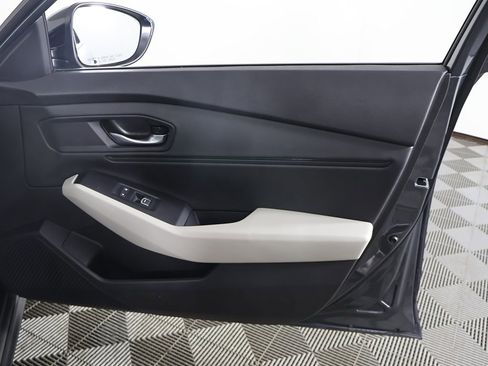 Certified 2025 Honda Accord SE image 24