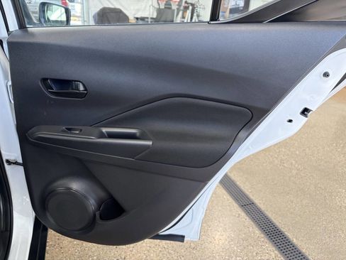 Used 2022 Nissan Kicks S image 24