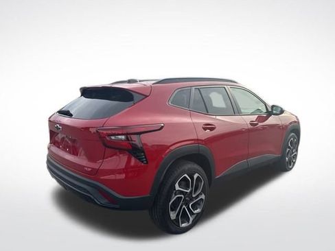 Used 2026 Chevrolet Trax RS image 5