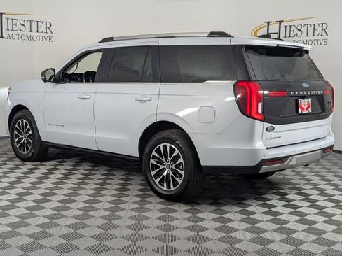 Used 2025 Ford Expedition Platinum AWD/4WD image 5