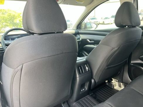 Certified 2025 Hyundai Tucson SEL AWD/4WD image 35