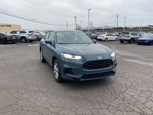 Certified 2025 Honda HR-V LX image 24