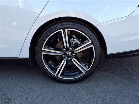 Used 2024 Honda Accord Sport image 19