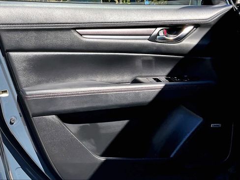 Used 2021 MAZDA CX-5 Carbon Edition image 26