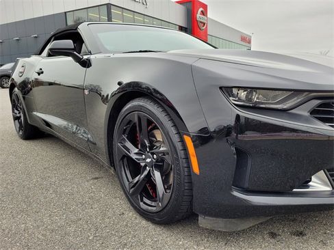 Used 2023 Chevrolet Camaro LT w/ RS Package image 22