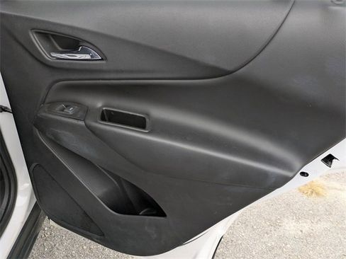 Used 2022 Chevrolet Equinox LT image 27