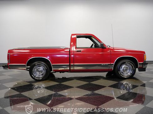 Used 1991 Chevrolet S10 Pickup 2WD Regular Cab image 15