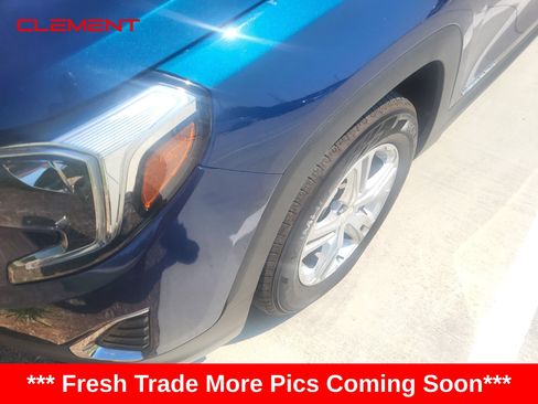 Used 2019 GMC Terrain SLE w/ Driver Convenience Package FWD image 10