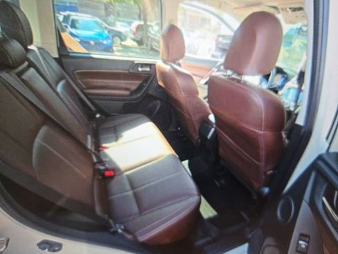Used 2018 Subaru Forester 2.5i Touring AWD/4WD image 10