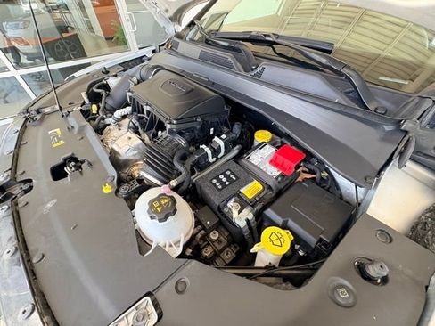 Used 2025 Jeep Compass Limited AWD/4WD image 35