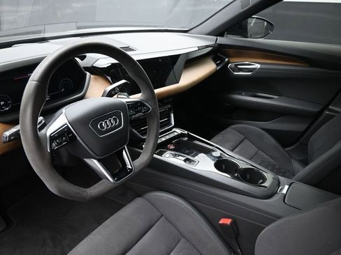 Used 2023 Audi e-tron GT Premium Plus AWD/4WD image 20
