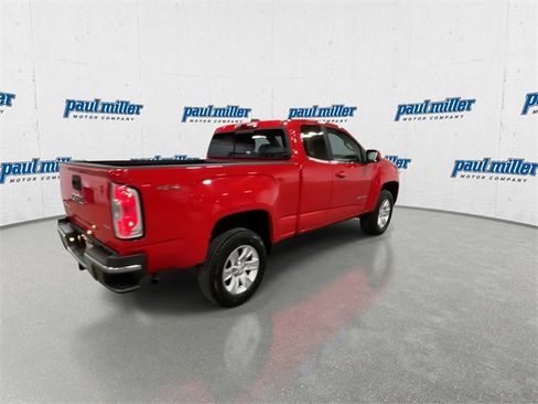 Used 2017 GMC Canyon SLE w/ SLE Convenience Package image 11