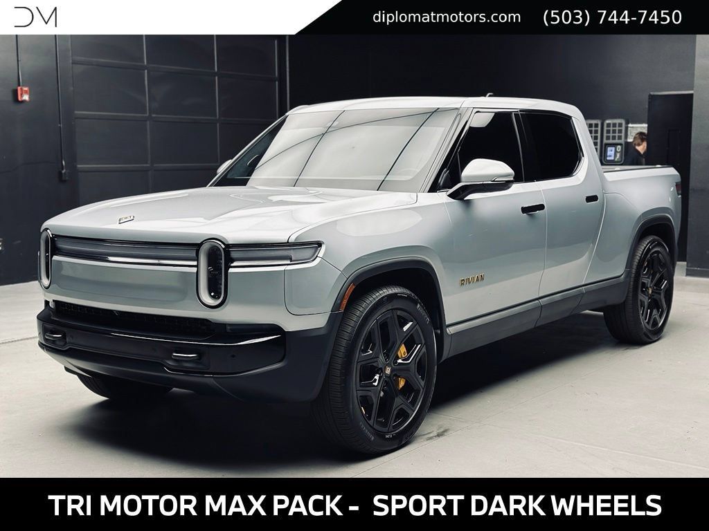Used 2026 Rivian R1T Premium Tri AWD/4WD image 1