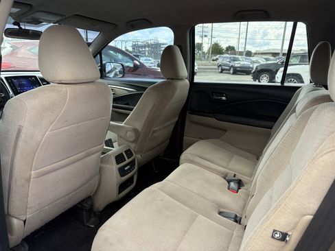 Used 2016 Honda Pilot EX image 19
