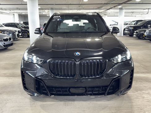Used 2024 BMW X5 sDrive40i w/ M Sport Package RWD image 3