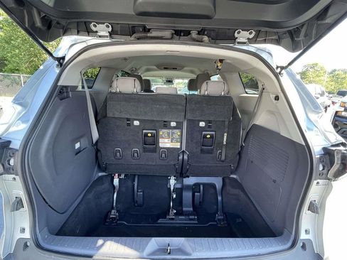Used 2021 Toyota Sienna LE FWD image 10