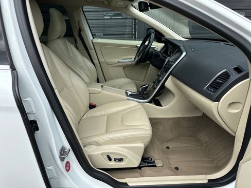 Used 2014 Volvo XC60 3.2 image 18