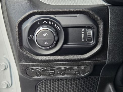 Certified 2024 Jeep Gladiator Sport image 20