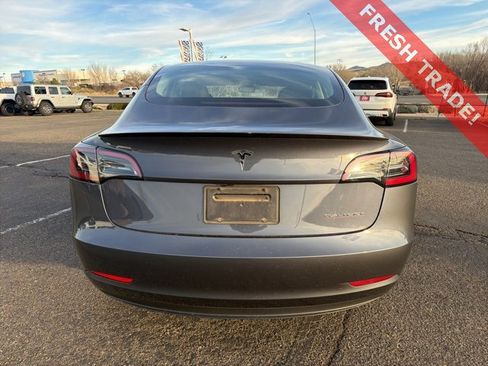 Used 2023 Tesla Model 3 Performance image 3