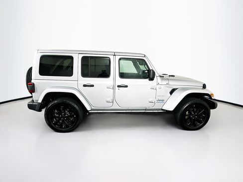 Used 2024 Jeep Wrangler Unlimited Sahara AWD/4WD image 10