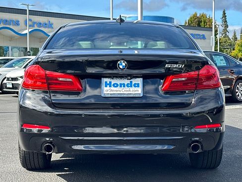 Used 2018 BMW 530i RWD image 9