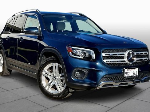 Used 2023 Mercedes-Benz GLB 250 image 2