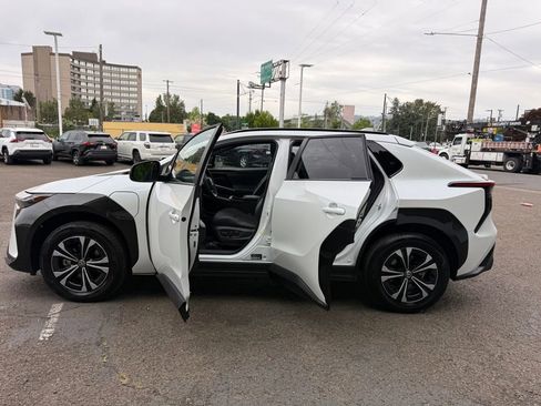 Certified 2024 Toyota bZ4X AWD w/ Weather Package image 19