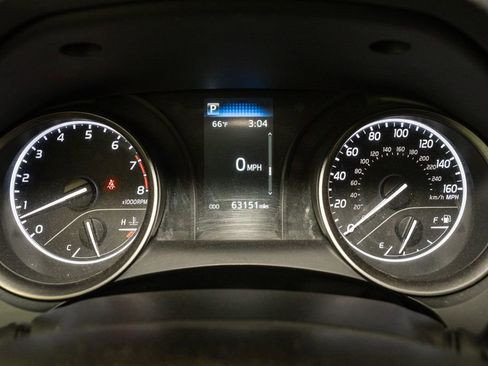 Used 2024 Toyota Camry SE image 15