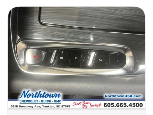 Certified 2024 Buick Enclave Essence w/ LPO, Cargo Package AWD/4WD image 22