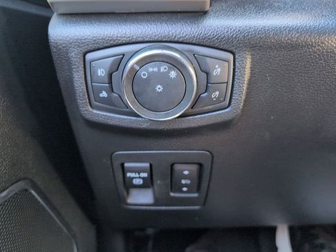 Certified 2020 Ford F150 Lariat image 25