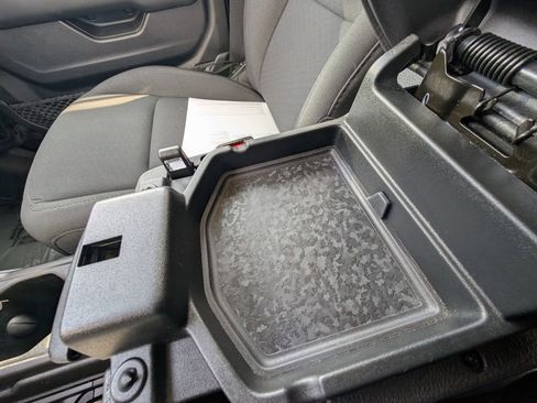 Used 2023 Jeep Wrangler Sahara image 35