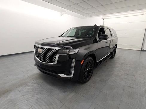 Used 2024 Cadillac Escalade ESV Premium Luxury w/ Performance Package image 3