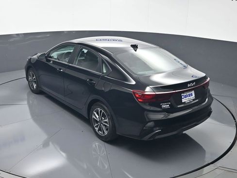 Certified 2024 Kia Forte LXS w/ LXS Technology Package FWD image 47