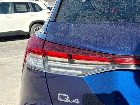 Certified 2024 Audi Q4 e-tron Premium Plus image 10