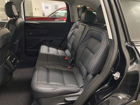 New 2026 Lincoln Nautilus Reserve w/ Jet Appearance Package image 9