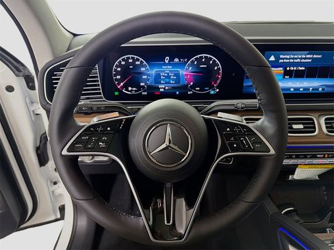 New 2026 Mercedes-Benz GLE 350 4MATIC image 13