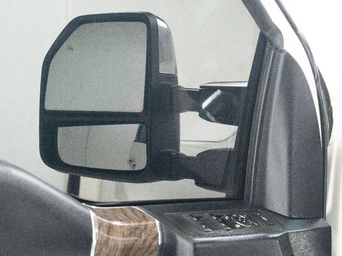 Used 2017 Ford F250 Lariat image 12