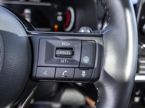 Used 2023 Nissan Pathfinder Platinum image 15