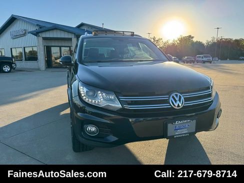 Used 2017 Volkswagen Tiguan SEL image 25