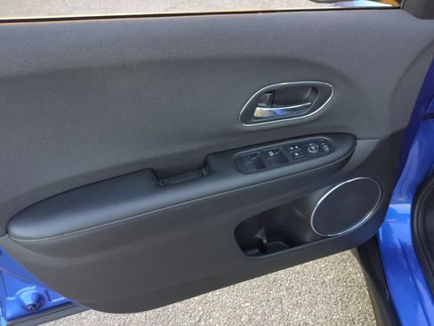 Used 2021 Honda HR-V EX image 22