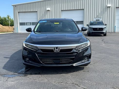 Certified 2021 Honda Accord EX-L image 2