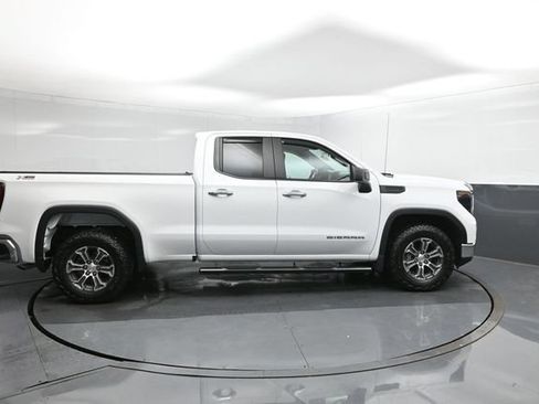 Used 2023 GMC Sierra 1500 Pro w/ Pro Value Package AWD/4WD image 11