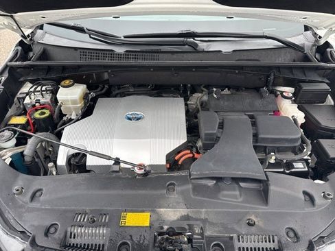 Used 2018 Toyota Highlander Limited Platinum image 2