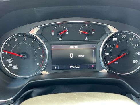 Used 2025 Chevrolet Blazer LT image 16