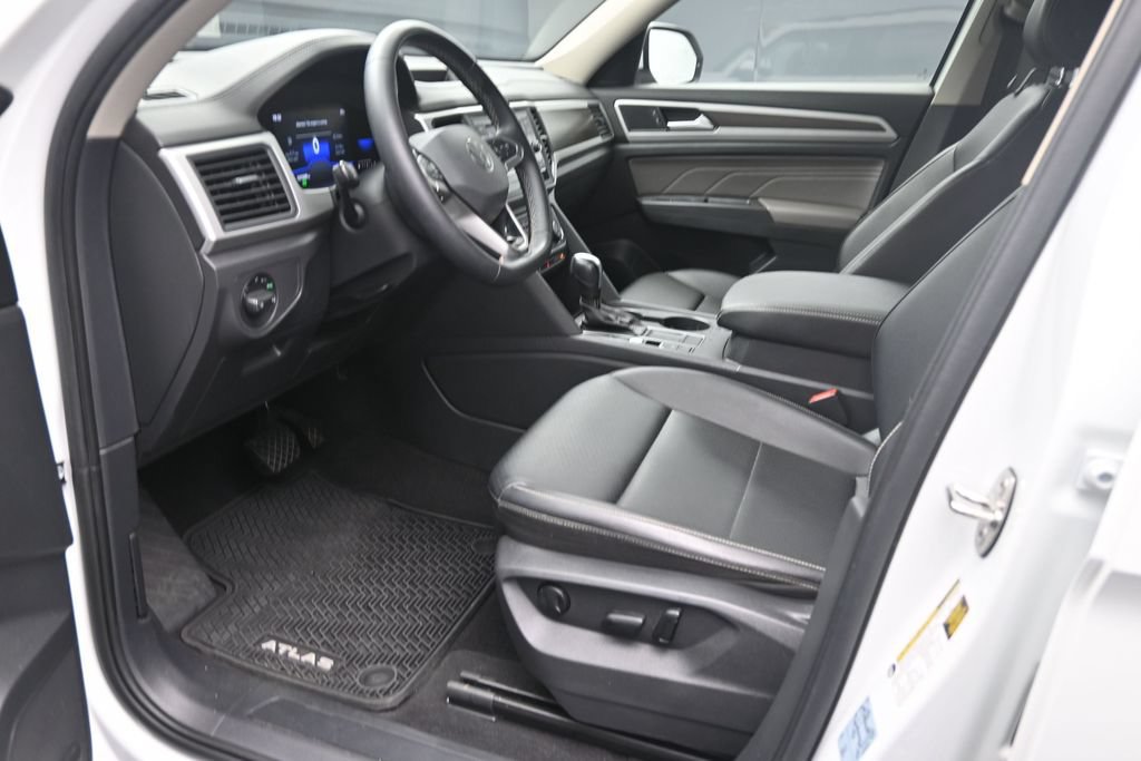 Used 2022 Volkswagen Atlas SE FWD image 17