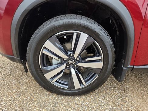 Used 2021 Nissan Rogue SL w/ Premium Package FWD image 27