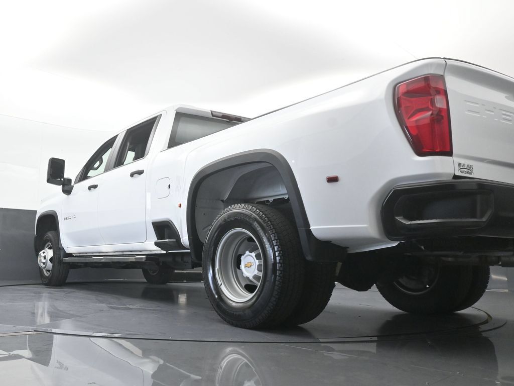 Used 2026 Chevrolet Silverado 3500 W/T AWD/4WD image 54